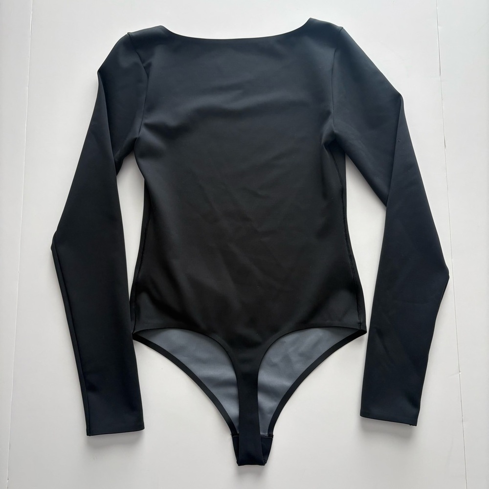 Women’s Nike Form Stealth Evaporation Long Sleeve Bodysuit Shirt XS MSRP $80 - Picture 2 of 8